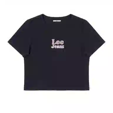 Lee T
