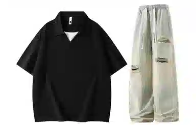 URBAN AUTHENTIC T