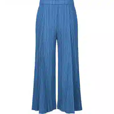 PLEATS PLEASE ISSEY MIYAKE