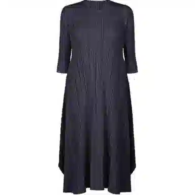 PLEATS PLEASE ISSEY MIYAKE