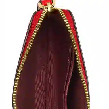 COACH Corner Zip 16