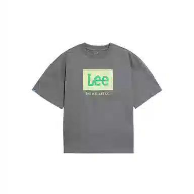 Lee T