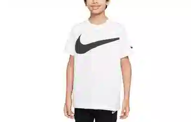 Nike Sportswear Essentials LogoT