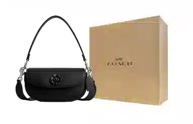 COACH Emmy 23 Black