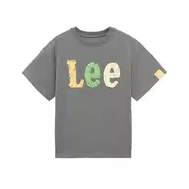 Lee T