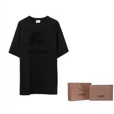 Burberry SS23 T