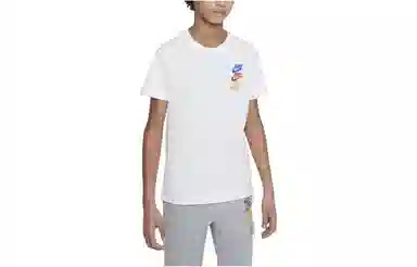 Nike Sportswear Standard Issue T
