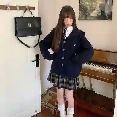 东鲸岁时记 复古港风宽松松弛感长袖上衣格纹时尚高腰半身裙裙装套装 女款