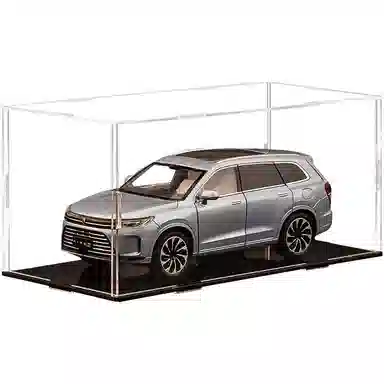 M7SUV124