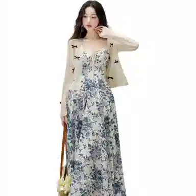 莫代尔 吊带碎花国风修身显瘦小众设计长裙子裙装套装 女款 白色开衫/蓝白连衣裙