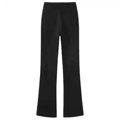 SAME FLOW super cleanfitootd