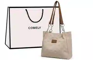 COMELY Tote
