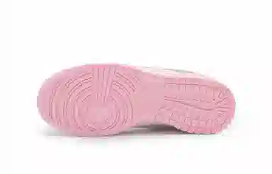 Nike Dunk "Millennium Barbie"