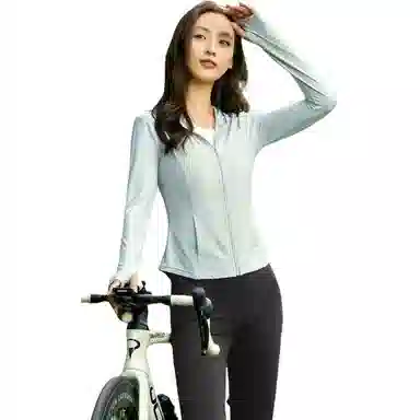 欧迪芬 修身连帽春夏冰丝防晒服凉感短款显瘦外套微喇叭裤两件套速干时尚运动风轻盈舒适感防晒衣透气性好时尚设计显瘦效果健身套装 女款