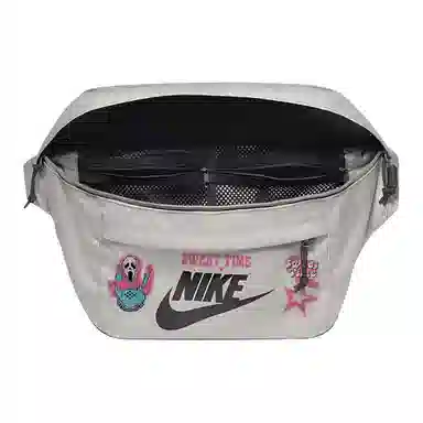 Nike Logo BK