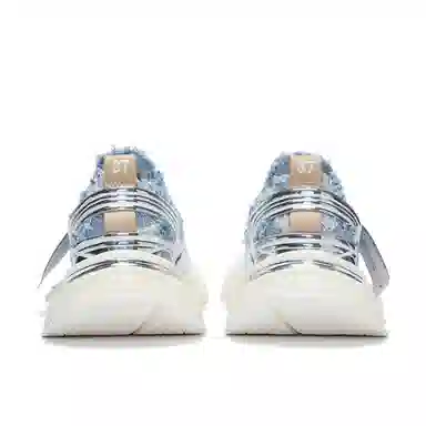 SMILEREPUBLIC SKYLINE