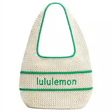 lululemon 7L Logo