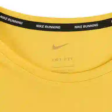 Nike MILER AS M NK RUN ENERGY LOGOT