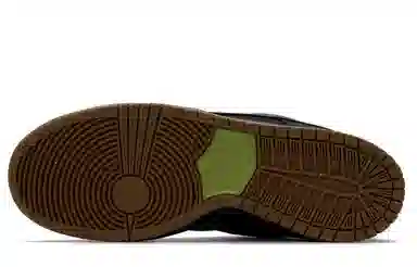 Nike Dunk SB "Black Magic"