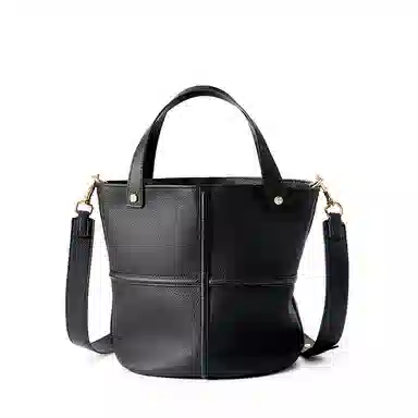 VANDEE Bucket Bag