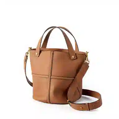 VANDEE Bucket Bag