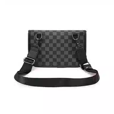 老人头 潮流撞色复古格子轻便实用潮流百搭时尚个性 合成革 斜挎包 男款 黑色