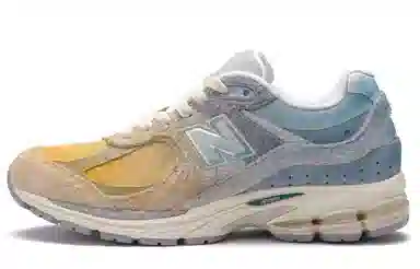 New Balance NB 2002R