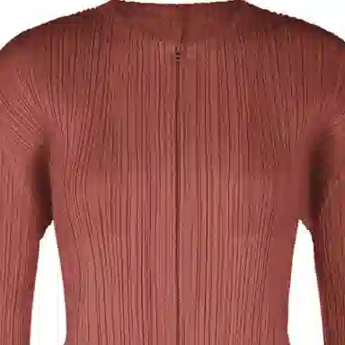 PLEATS PLEASE ISSEY MIYAKE