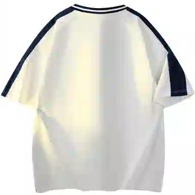 maxim's de paris logoT