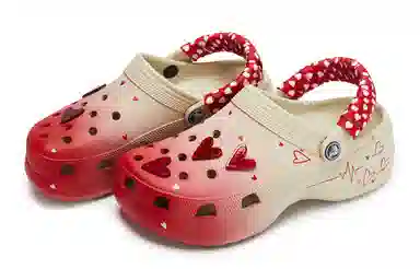 Crocs Classic Platform Clog 811