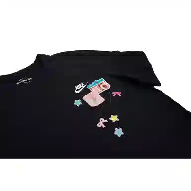 Nike Sportswear T