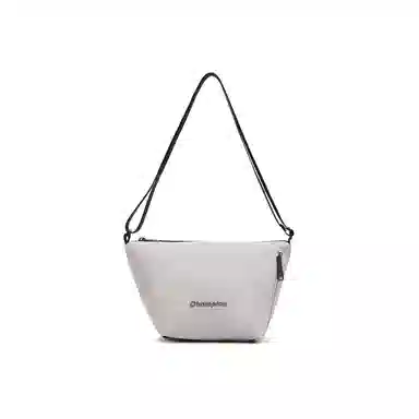 Champion ShapeShift Zipper Bag SS25