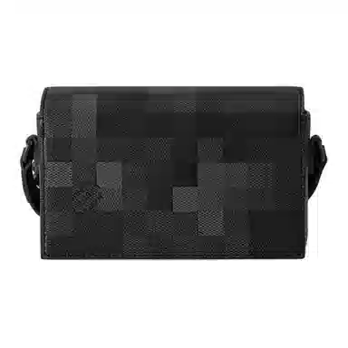 Louis Vuitton Steamer Black