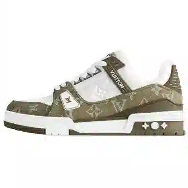 LOUIS VUITTON Trainer Green