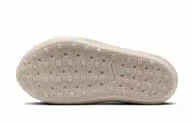 Nike ReactX Rejuven8 33