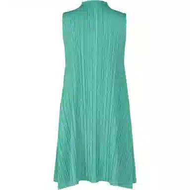 PLEATS PLEASE ISSEY MIYAKE