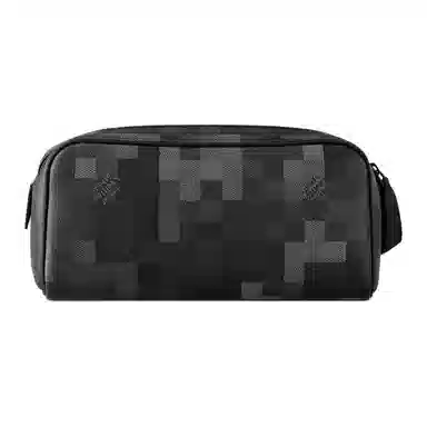 LOUIS VUITTON Dopp Kit