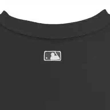 MLB T