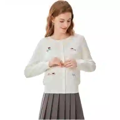 爱依服 休闲时尚简约法式针织衫 女款 白