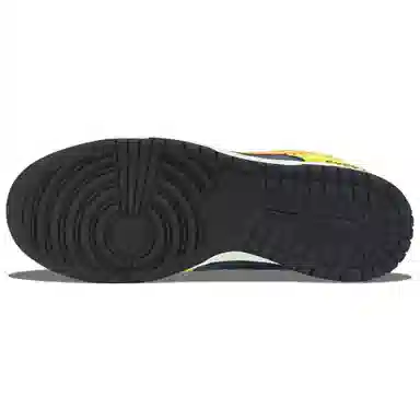 Nike Dunk Low Prm "Vintage Panda"