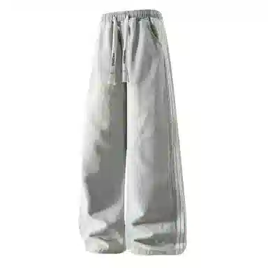 MADONA Classic Wide-Leg Jeans