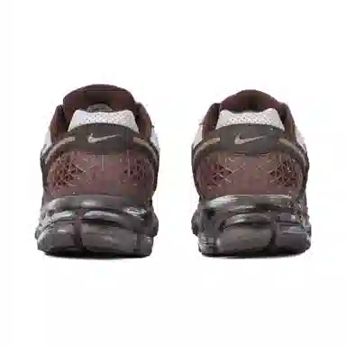 Nike Air Zoom Vomero 5