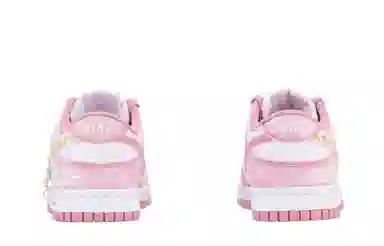 Nike Dunk "Aphrodite's Kiss"