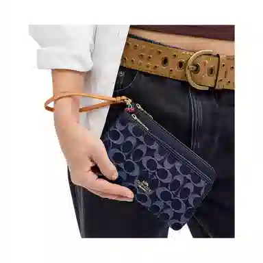 COACH Double Zip Wallet 20