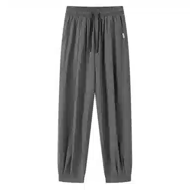 maxim's de paris ins