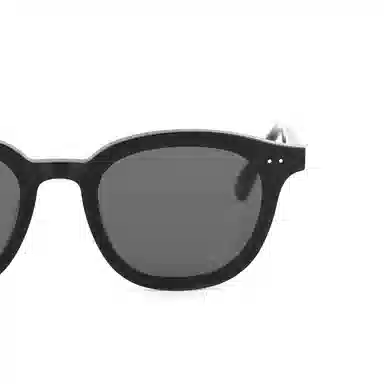 GENTLE MONSTER Lang-01