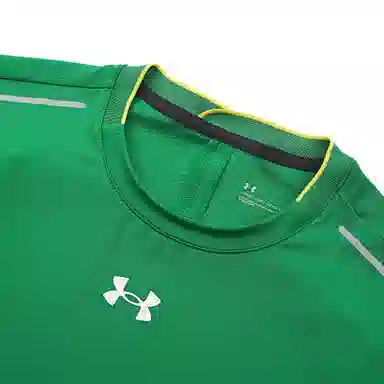 Under Armour T