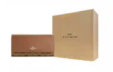 COACH Trifold Wallet 17