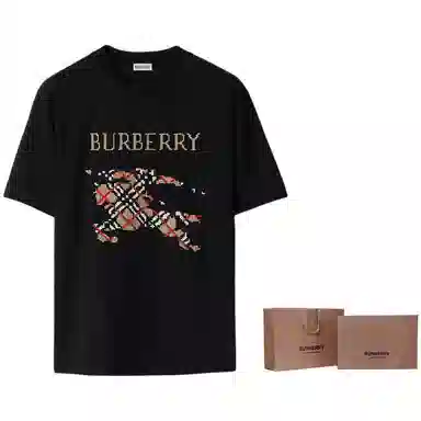 Burberry SS25 LogoT