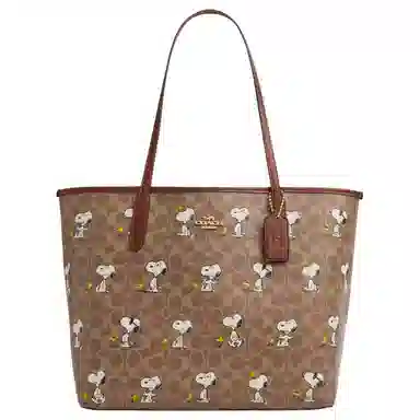 COACH x Peanuts Snoopy City 33 Tote